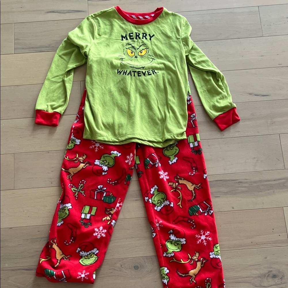 Grinch Kids Pajamas Set - Green and Red